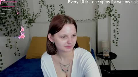 Snapshot of charlotte_stee chatting on April 20, 2:25 am Charlotte online show from April 20, 2:25 am