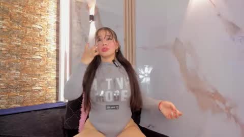 Snapshot of charlotte_thompson10 chatting on October 27, 9:30 pm charlotte online show from October 27, 9:30 pm