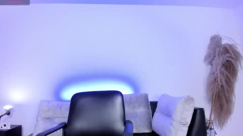 Charlotte  Everyday From 0700 to 1300 Col Time online show from October 11, 12:36 pm