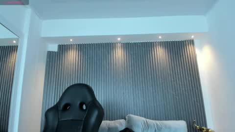 Charlotte  Everyday From 0700 to 1300 Col Time online show from October 20, 11:54 am