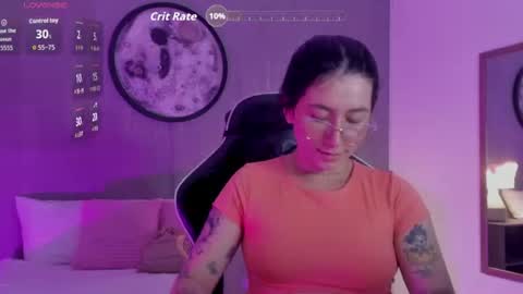 Snapshot of charlottee27_ chatting on June 13, 1:58 am Charlottee online show from June 13, 1:58 am