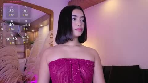 Snapshot of charlotteg18 chatting on May 13, 3:15 am Charlote online show from May 13, 3:15 am