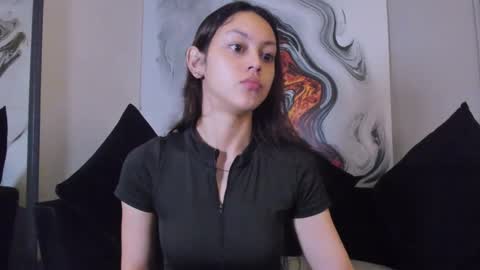 charlottegray_1 online show from November 19, 12:27 pm