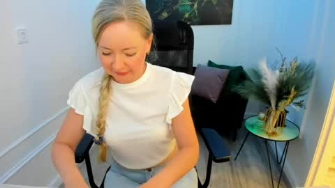 Charlotte online show from May 25, 6:14 pm