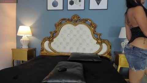 CharlottePons online show from September 30, 8:25 pm