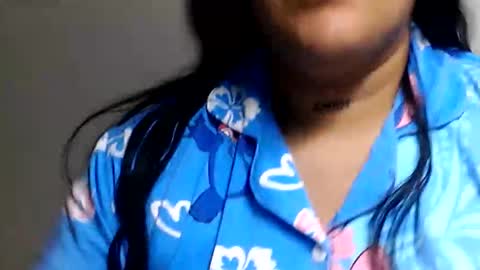 Snapshot of charlottequeen_21 chatting on June 7, 1:21 am charlottequeen_21 online show from June 7, 1:21 am
