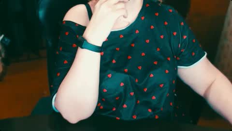 CharlotteXTasty online show from November 17, 5:30 pm