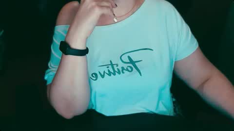 CharlotteXTasty online show from November 18, 5:17 pm