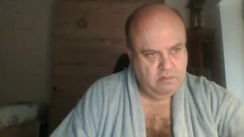 charly online show from December 19, 9:05 am