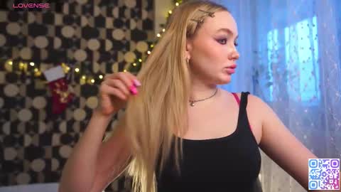 my fansly Charming daisy              My Wishlist  for new toys     online show from December 16, 9:14 am