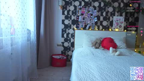 my fansly Charming daisy              My Wishlist  for new toys     online show from January 14, 9:37 am