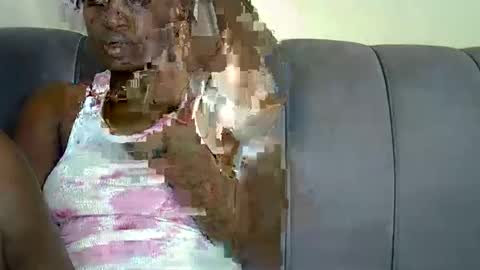 Snapshot of charmingdime chatting on January 16, 9:24 am charmingdime online show from January 16, 9:24 am