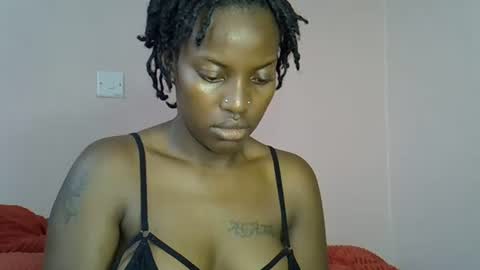 Snapshot of charmingdime chatting on February 28, 8:26 am charmingdime online show from February 28, 8:26 am