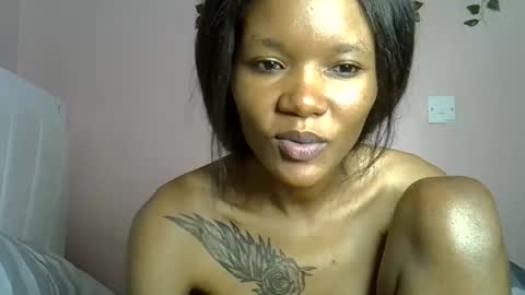 Snapshot of charmingdime chatting on March 25, 11:33 pm charmingdime online show from March 25, 11:33 pm