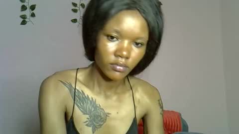 Snapshot of charmingdime chatting on April 10, 10:03 pm charmingdime online show from April 10, 10:03 pm