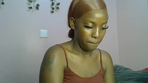 Snapshot of charmingdime chatting on April 11, 8:51 am charmingdime online show from April 11, 8:51 am