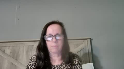 Snapshot of charmingpeachgoddess chatting on January 2, 3:15 am Charming Peach Goddess online show from January 2, 3:15 am