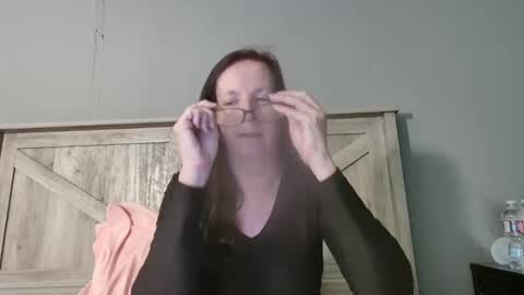 Snapshot of charmingpeachgoddess chatting on February 4, 11:49 am Charming Peach Goddess online show from February 4, 11:49 am