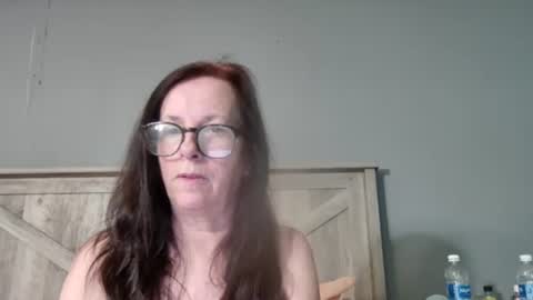 Snapshot of charmingpeachgoddess chatting on February 23, 5:18 pm Charming Peach Goddess online show from February 23, 5:18 pm