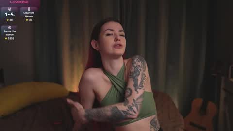 Belle and Miley online show from February 7, 4:22 pm