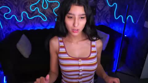 SweetMoco online show from January 28, 8:04 am