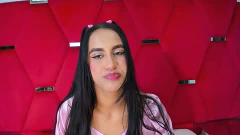 Charm online show from January 11, 9:31 pm