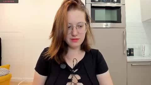 Snapshot of charmygrace chatting on July 17, 10:55 am Grace online show from July 17, 10:55 am