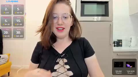 Snapshot of charmygrace chatting on July 20, 8:50 am Grace online show from July 20, 8:50 am