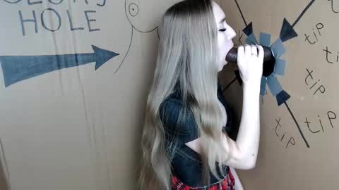 Anna online show from November 29, 9:56 am