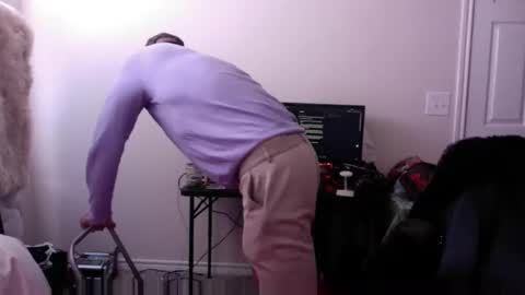 Chase2Attract online show from February 11, 8:03 pm