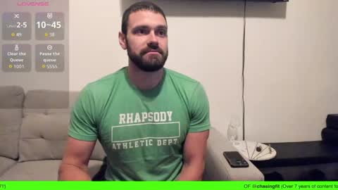 Onlyfans chasingfit Instagram the arguer Twitter chasingfitOF online show from March 19, 1:20 am