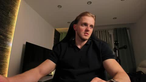 Chase Reed online show from April 7, 7:03 pm