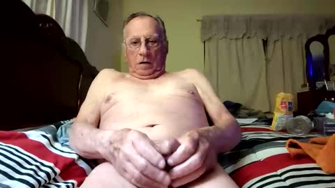 chatoffmale60 online show from April 2, 12:25 pm