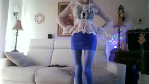 Snapshot of chaton897 chatting on January 24, 6:56 pm kitty or chaton897 online show from January 24, 6:56 pm
