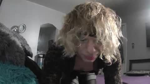 Sarah online show from October 23, 2:44 am