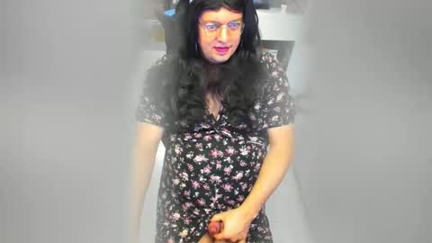 Rosalie online show from November 19, 8:14 am