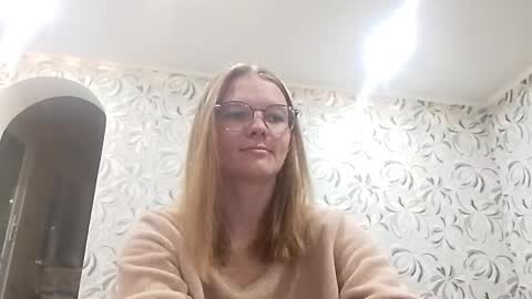 Snapshot of chauknispel chatting on April 26, 9:23 pm Olivia online show from April 26, 9:23 pm