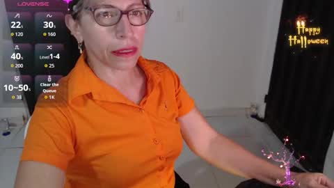 CHAYLA VICTORIA RUIZ  online show from November 15, 11:10 pm