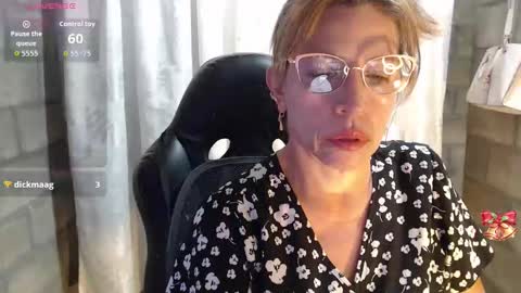 CHAYLA VICTORIA RUIZ  online show from February 28, 10:11 pm