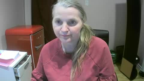 chealsiek online show from October 11, 11:25 pm