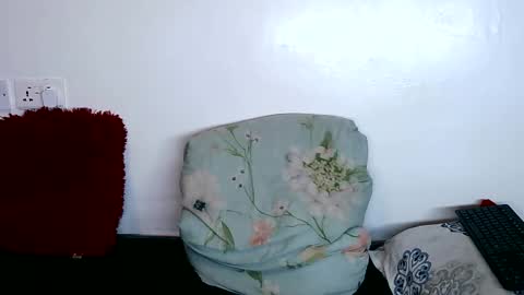 cheeky_charms online show from November 15, 12:19 am