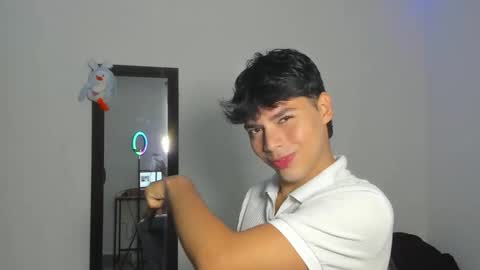 cheekyman_ online show from January 12, 2:55 pm