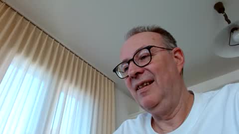 cheer2u online show from January 15, 11:00 am