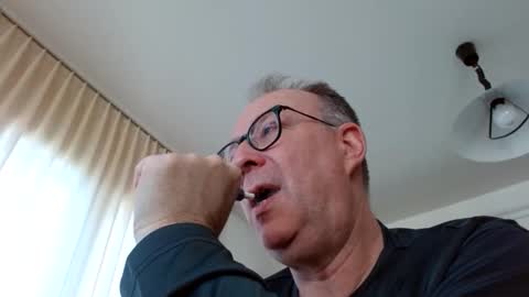 cheer2u online show from January 14, 11:05 am