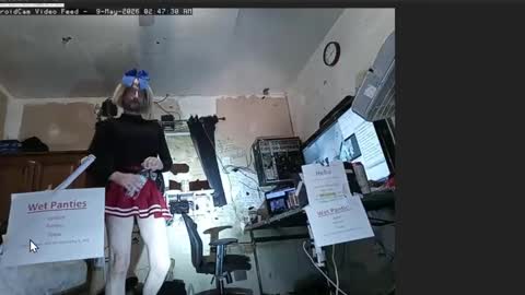 cheerleader_crossdresser online show from May 9, 9:47 am