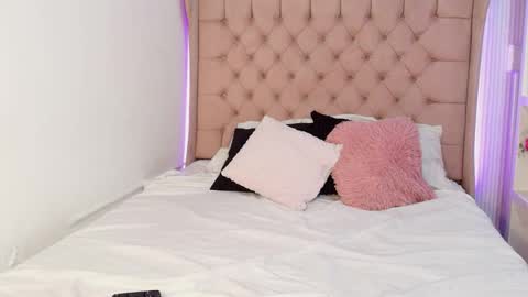 cheerry_moon online show from November 28, 9:28 pm