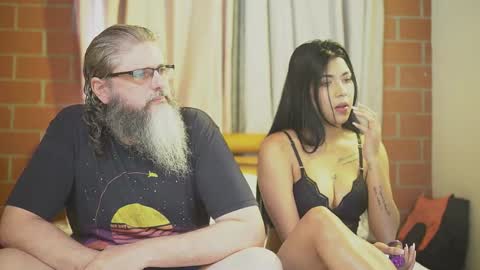 Snapshot of cheeseburgerjesus chatting on October 24, 5:20 pm Cheesburger Jesus and whoever showed up. online show from October 24, 5:20 pm