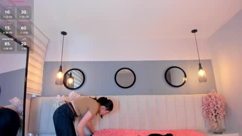 chelsea_bolton_ online show from April 16, 12:28 pm