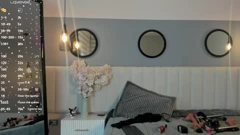 chelsea_bolton_ online show from May 26, 12:34 pm