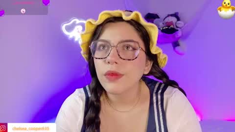 Snapshot of chelsea_coo chatting on February 2, 11:53 pm Chelsea online show from February 2, 11:53 pm
